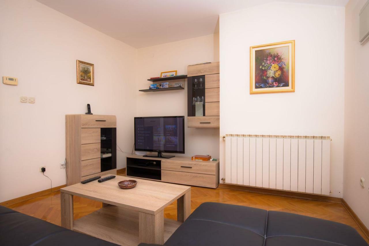 Dagulo Apartment Primošten Exterior foto
