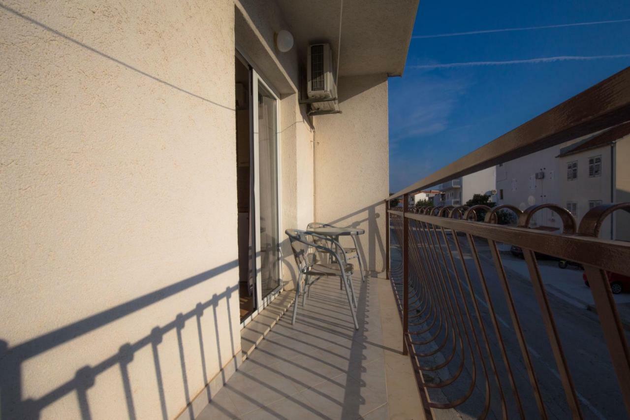 Dagulo Apartment Primošten Exterior foto